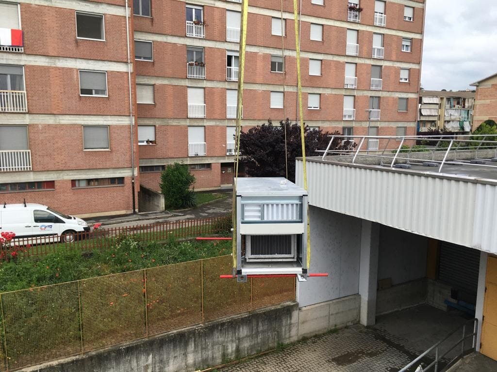 Ridicare unitate de ventilare