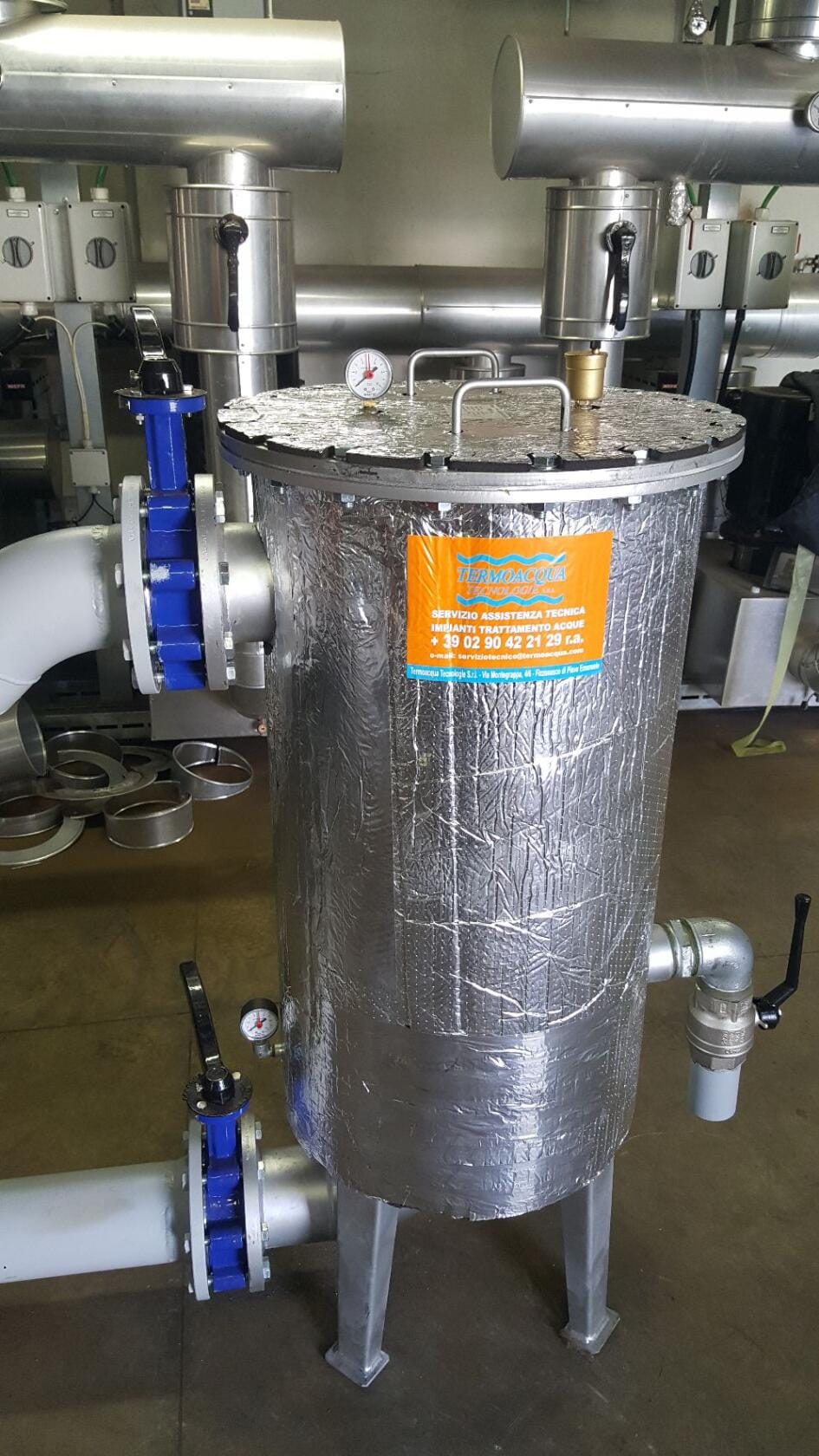 Vas industrial pentru tratarea apei